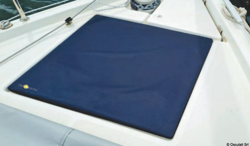 Blue Cover for Lewmar Flush Hatch size 10