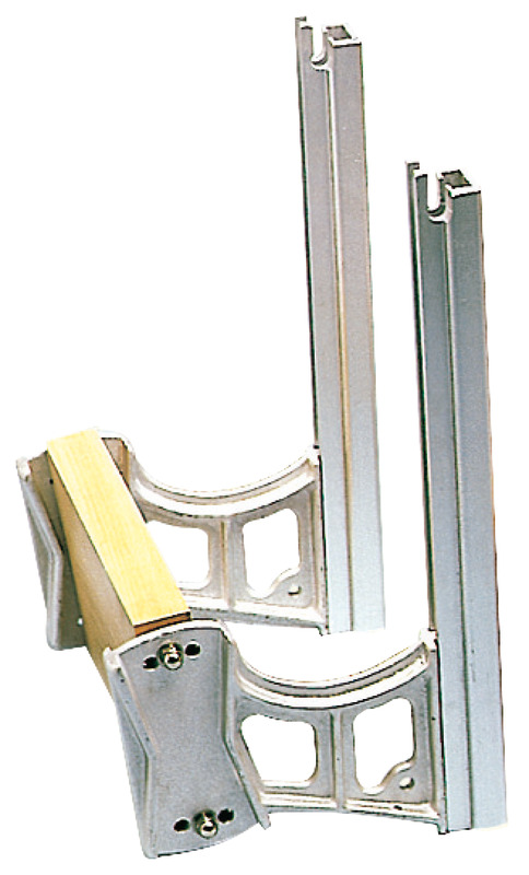 Anticorodal outboard bracket