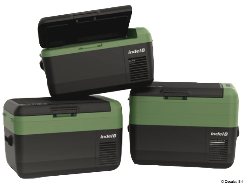 Travel box with compressor 32L