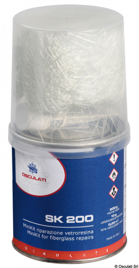 KIT for fiberglass repairs. polyester resin, catalyst accelerator, 120x20-cm fiberglass cloth.