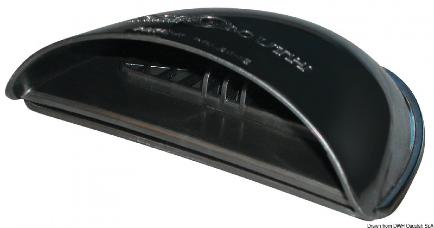 вентиляционное отверстие для  лодки 107 x 112 мм